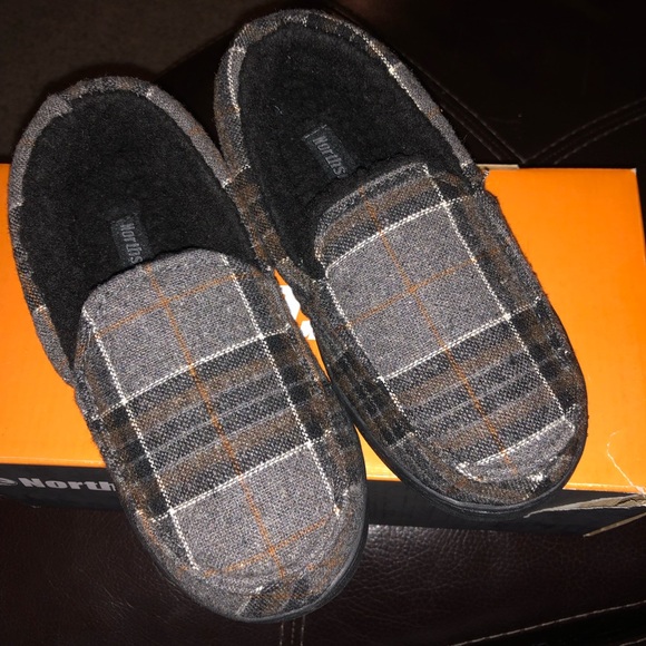 Brand New Northside Slippers - Picture 1 of 4
